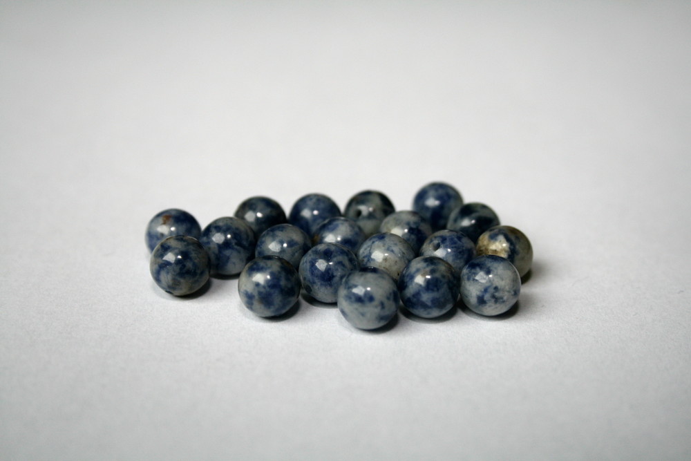 Blaue Jaspis Perlen, einseitig gebohrt, 8 mm