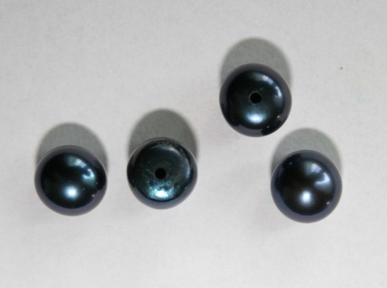 Dunkelgraue Button Süsswasserperlen für Ohrstecker, 8 mm