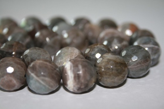 Labradorit Perlen, facettiert, 14 mm, B-Qualität